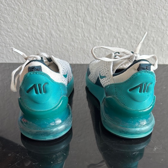 Used - Nike Air Max 270 GS Teal and White Sneakers - size 3Y - Picture 3 of 12